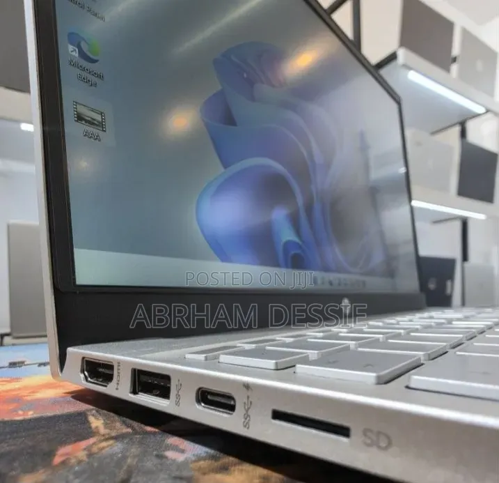 New Laptop HP 16GB Intel Core i7 SSD 512GB