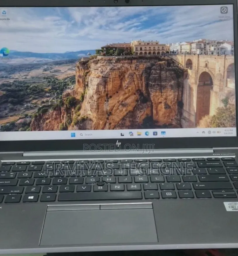 New Laptop HP ZBook 14 16GB Intel Core i7 SSD 512GB