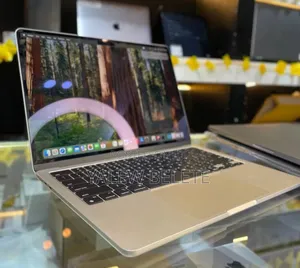 New Laptop Apple MacBook Air 16GB Apple M4 SSD 512GB