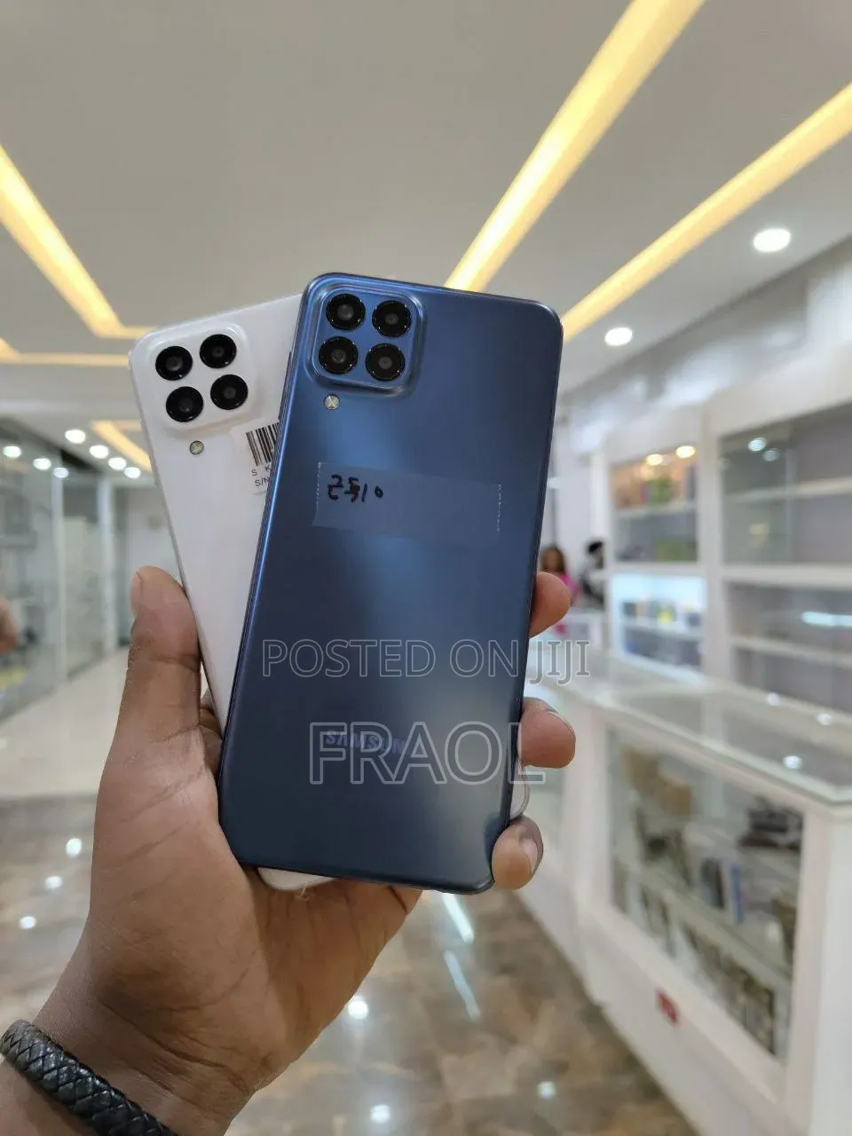 New Samsung Galaxy M33 5G 128 GB Blue