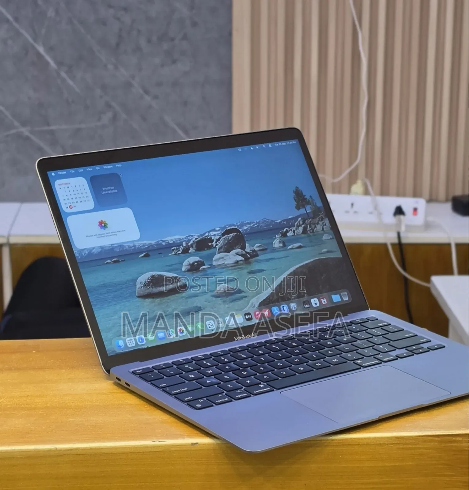New Laptop Apple MacBook Air 2020 M1 16GB Apple M1 SSD 512GB