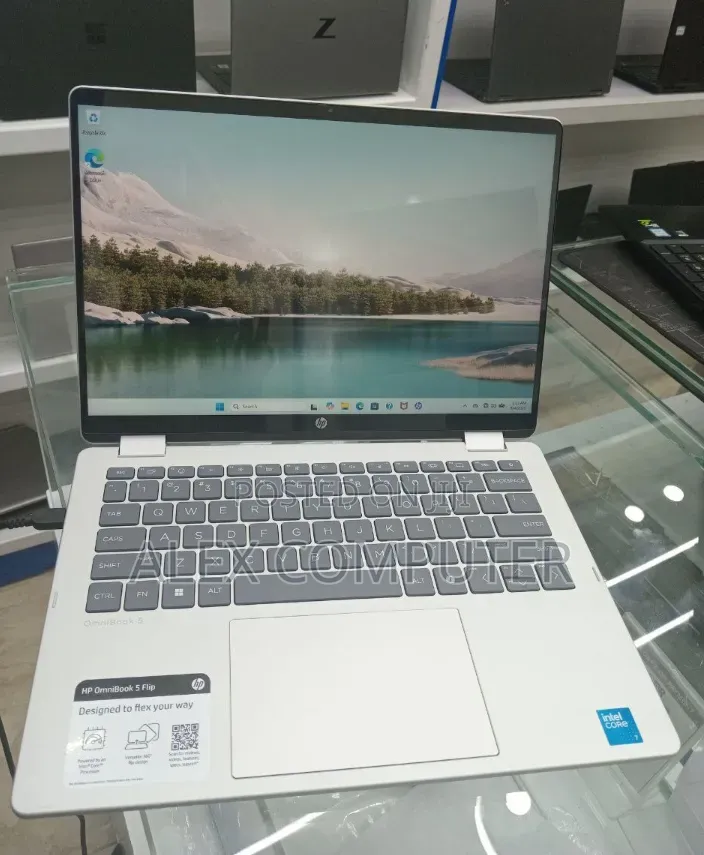 New Laptop HP OmniBook X Flip 14" 16GB Intel Core Ultra 5 SSD 512GB