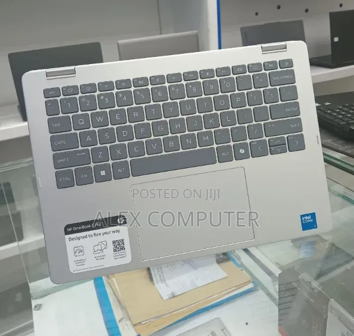 New Laptop HP OmniBook X Flip 14" 16GB Intel Core Ultra 5 SSD 512GB