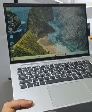 New Laptop HP EliteBook 840 G9 16GB Intel Core i7 SSD 512GB