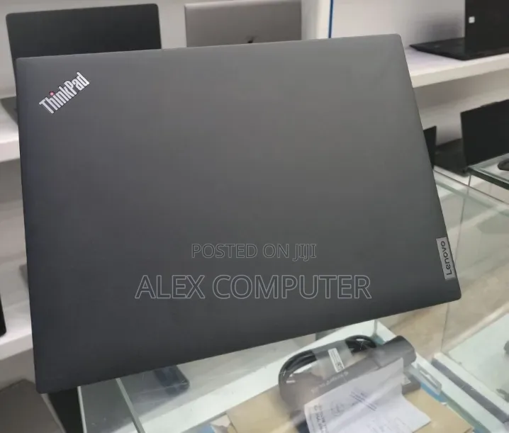 New Laptop Lenovo ThinkPad T14 G4 16GB Intel Core i7 SSD 512GB