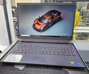 New Laptop Dell G15 5520 16GB Intel Core i7 SSD 512GB