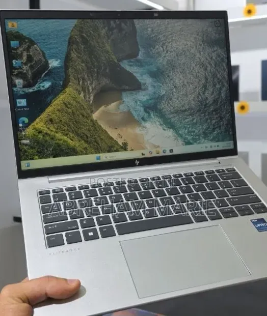 New Laptop HP EliteBook 840 G9 16GB Intel Core i7 SSD 512GB