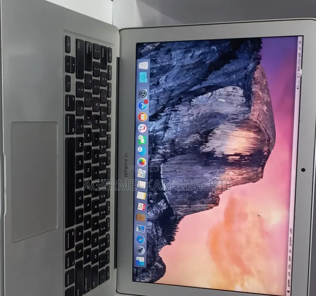 New Laptop Apple MacBook 2017 16GB Intel Core i7 SSD 512GB