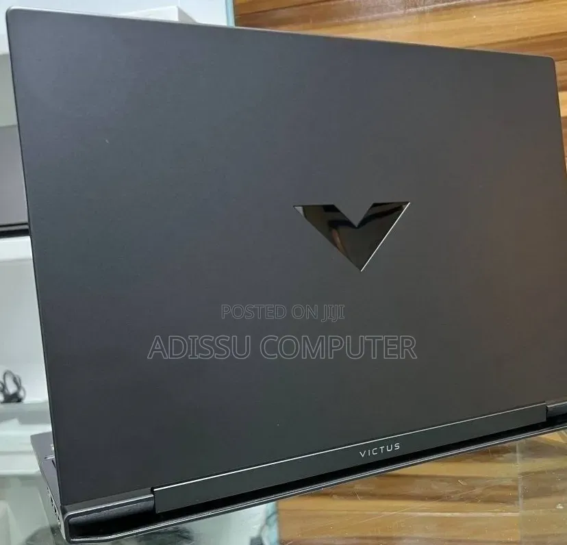 New Laptop HP Victus 15 8GB AMD Ryzen 5 SSD 512GB