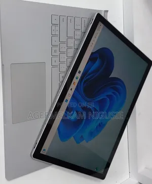 New Laptop Microsoft Surface Book 2 16GB Intel Core i7 SSD 512GB