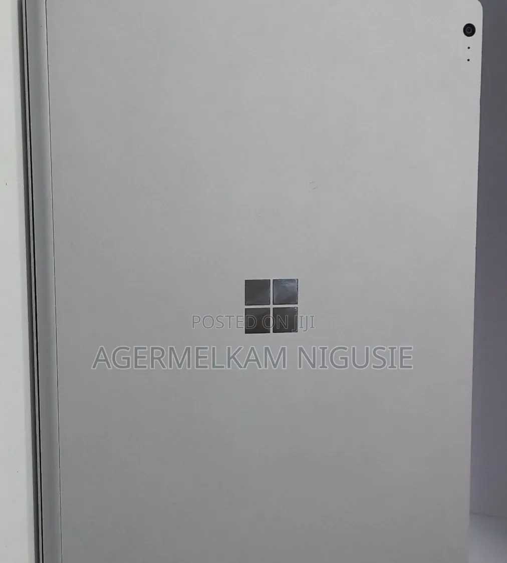 New Laptop Microsoft Surface Book 2 16GB Intel Core i7 SSD 512GB