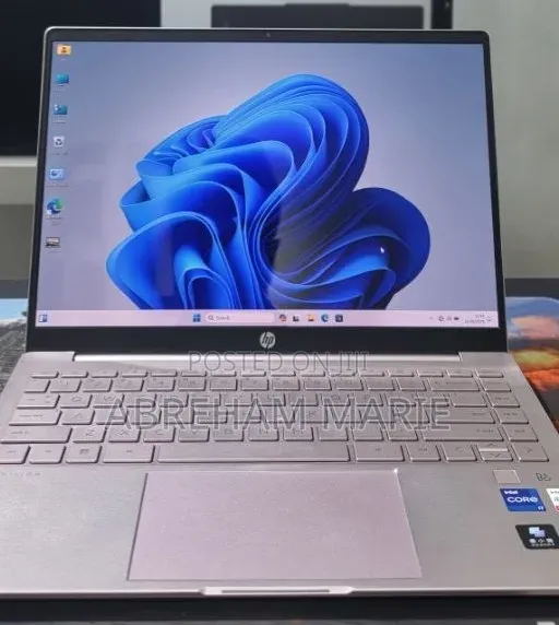 New Laptop HP Pavilion 14 16GB Intel Core i7 SSD 512GB