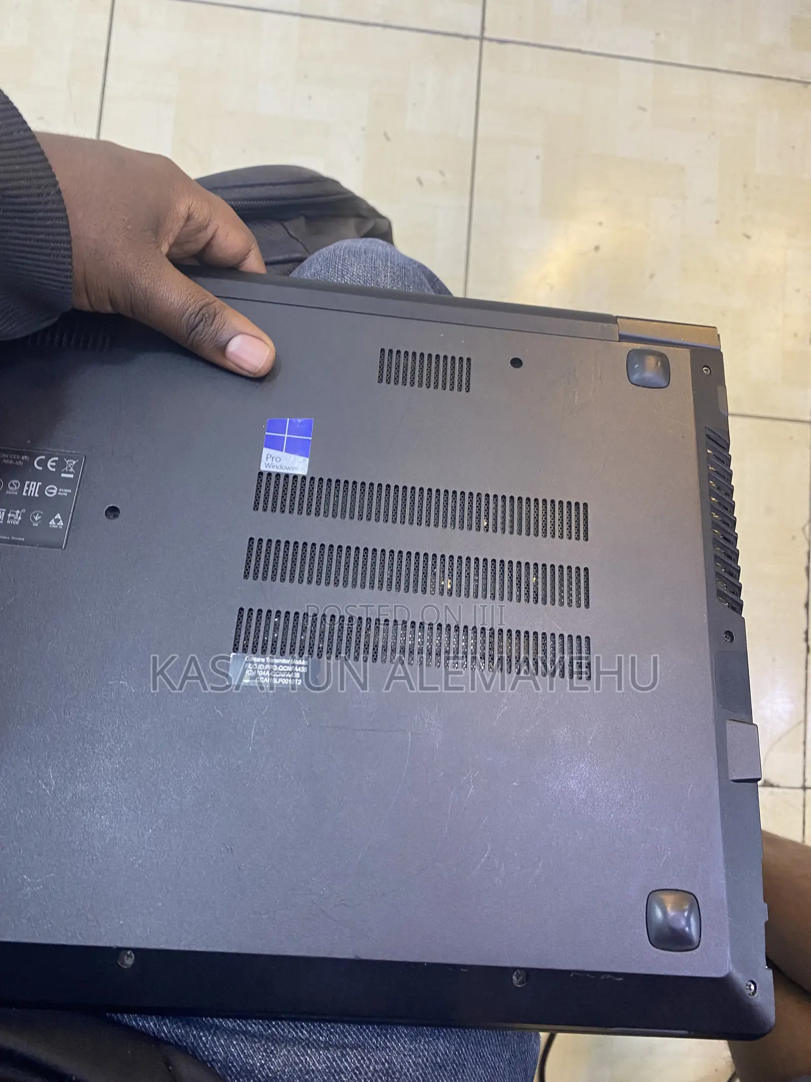Laptop Lenovo V110 4GB Intel Core 3 HDD 500GB