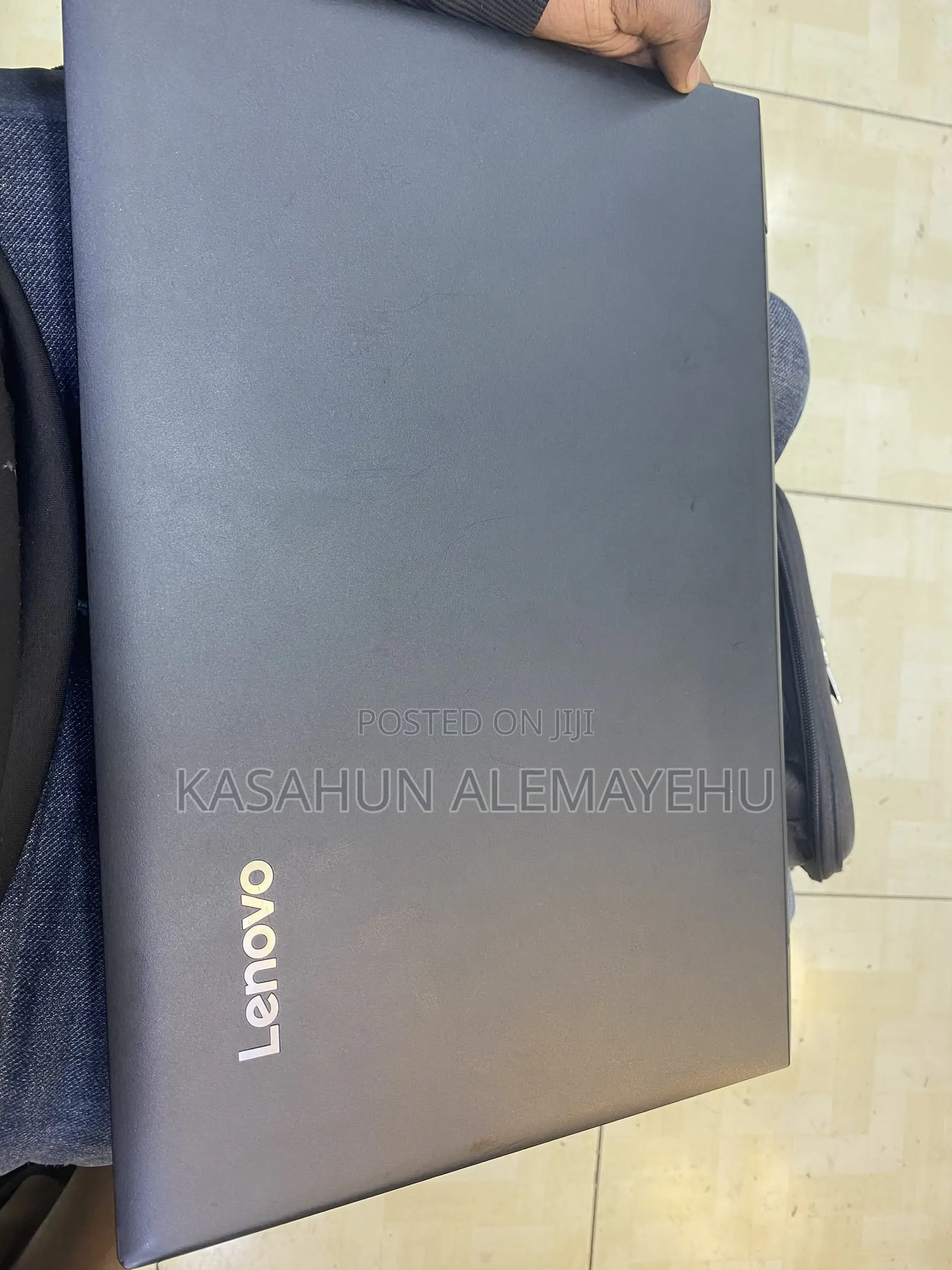 Laptop Lenovo V110 4GB Intel Core 3 HDD 500GB
