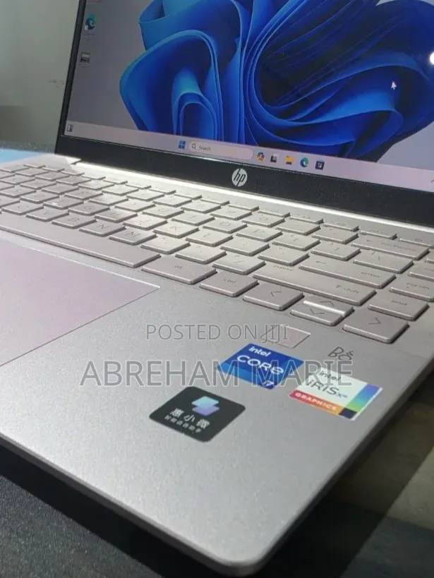 New Laptop HP Pavilion 14 16GB Intel Core i7 SSD 512GB