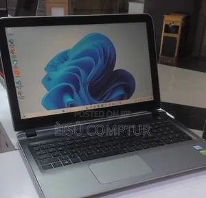 New Laptop HP Pavilion 15 8GB Intel Core i5 SSD 1T