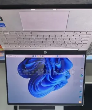 New Laptop HP Pavilion 14 16GB Intel Core i7 SSD 512GB