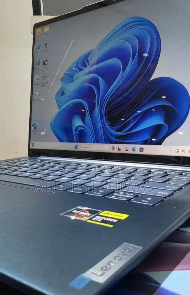 New Laptop Lenovo Yoga 2 16GB AMD Ryzen 7 SSD 512GB