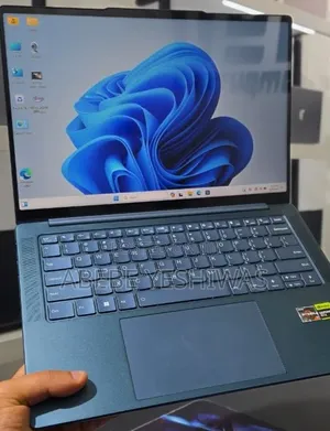 New Laptop Lenovo Yoga 2 16GB AMD Ryzen 7 SSD 512GB