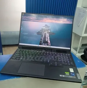 New Laptop Lenovo Legion 7 16GB Intel Core i9 SSD 1T
