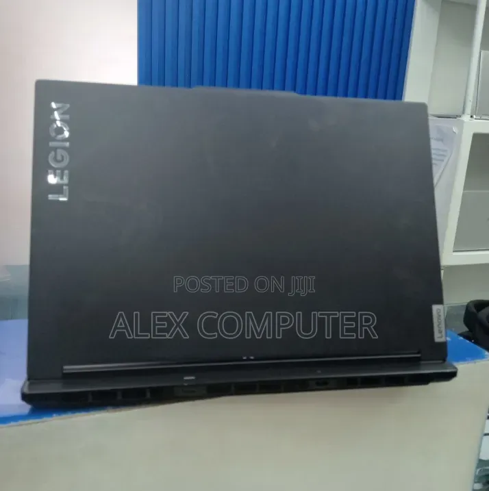 New Laptop Lenovo Legion 7 16GB Intel Core i9 SSD 1T