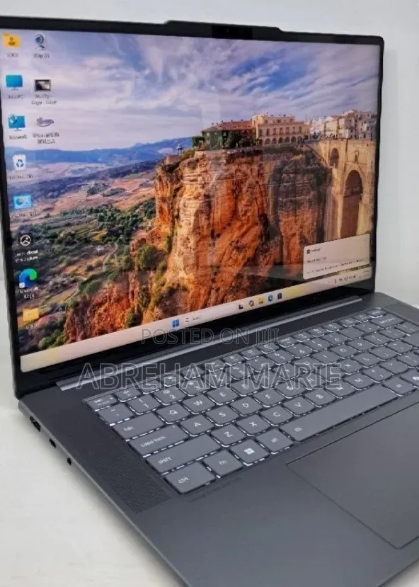 New Laptop Lenovo Yoga 11e 32GB Intel Core Ultra 7 SSD 1T