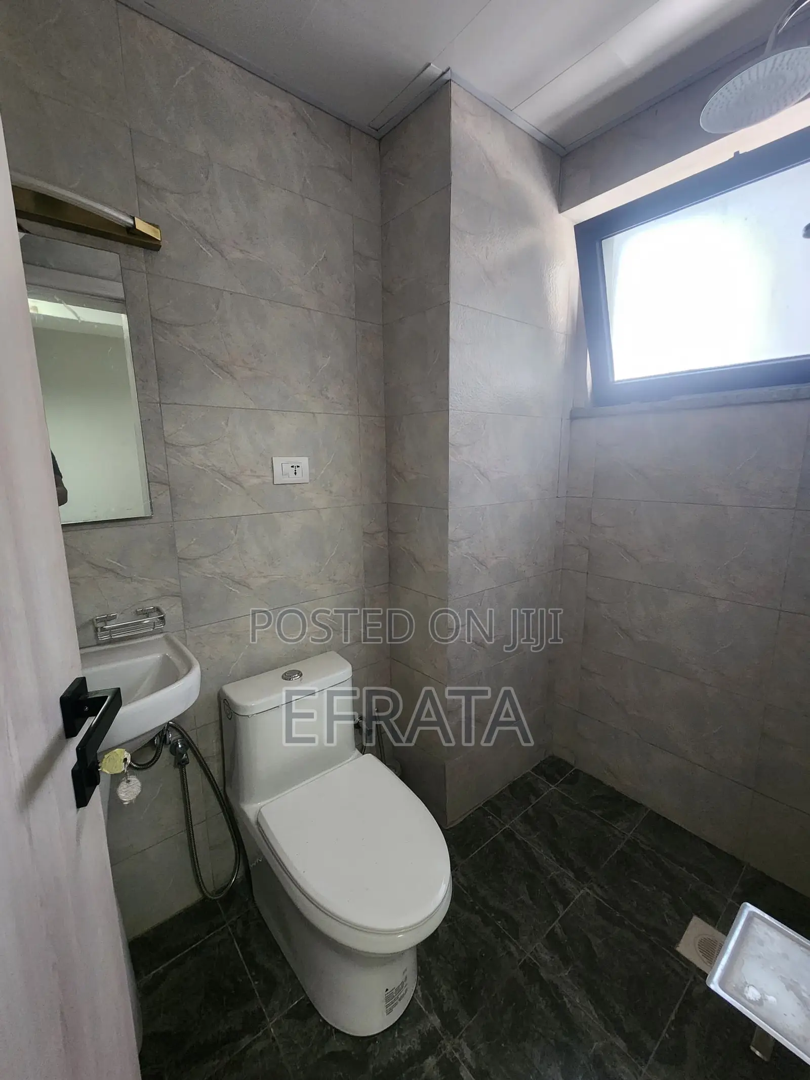 3bdrm Apartment in Bole for sale