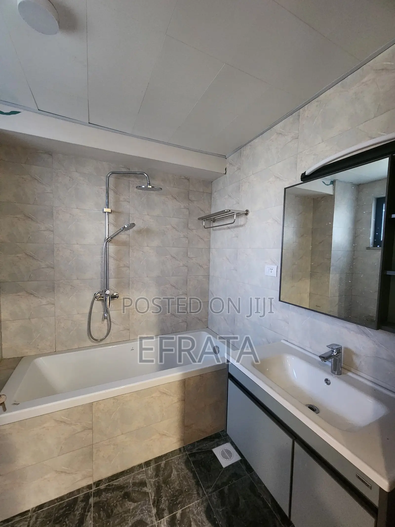 3bdrm Apartment in Bole for sale