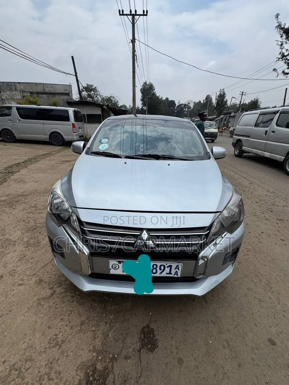 Mitsubishi Attrage 2021 Silver