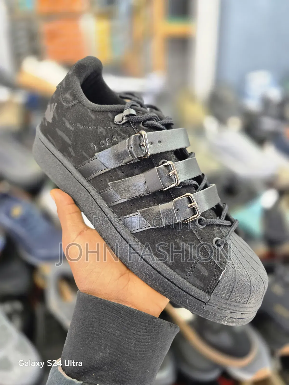 Old School Adidas Pelts