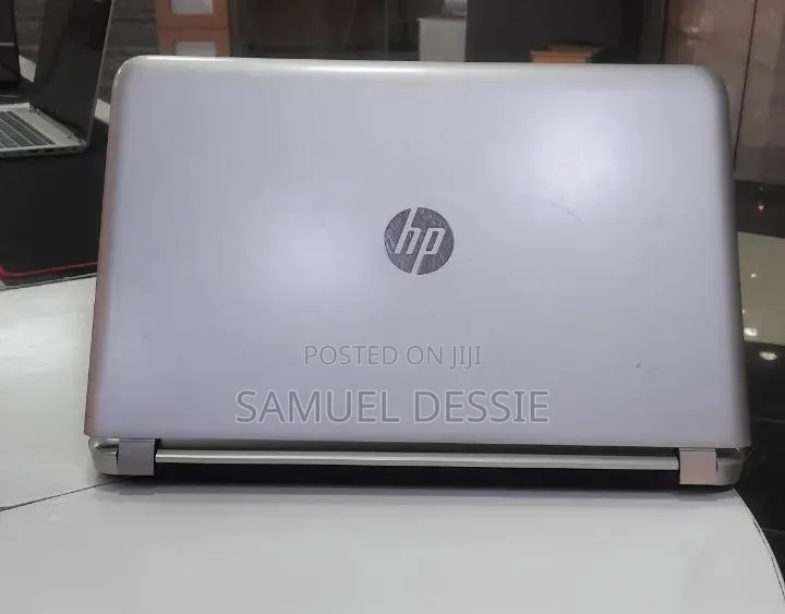 Laptop HP Pavilion 15 8GB Intel Core i5 HDD 1T