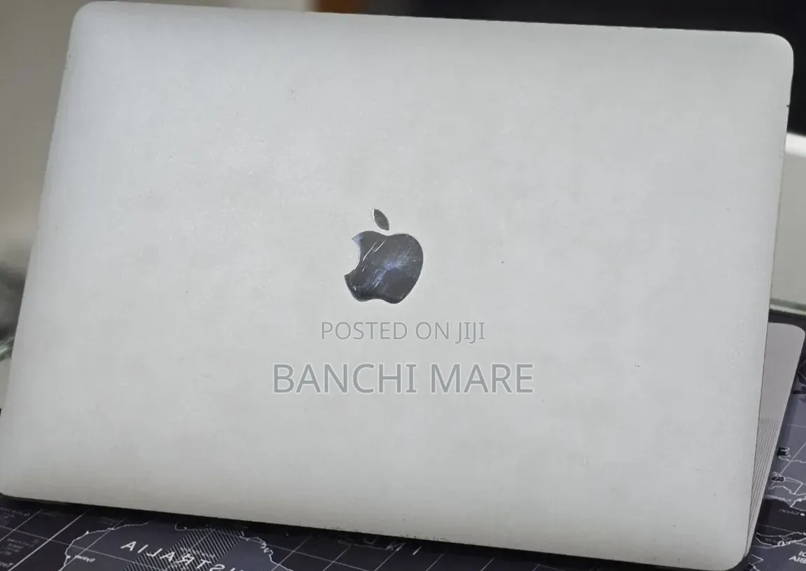 New Laptop Apple MacBook Pro 2020 M1 8GB Apple M1 SSD 512GB