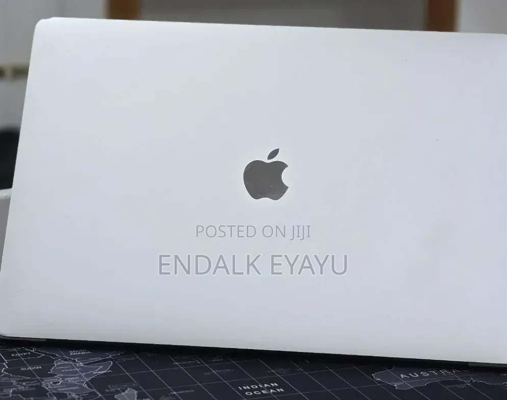 New Laptop Apple MacBook Pro 2017 16GB Intel Core i7 SSD 512GB