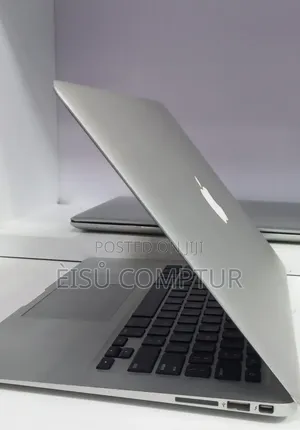 New Laptop Apple MacBook Air 2017 8GB Intel Core i7 SSD 128GB
