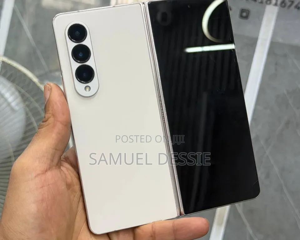New Samsung Galaxy Z Fold4 256 GB