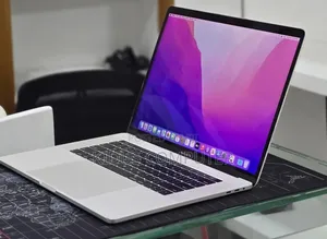 New Laptop Apple MacBook 2017 16GB Intel Core i7 SSD 512GB