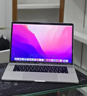 New Laptop Apple MacBook 2017 16GB Intel Core i7 SSD 512GB