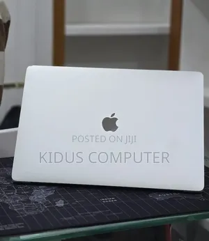New Laptop Apple MacBook 2017 16GB Intel Core i7 SSD 512GB