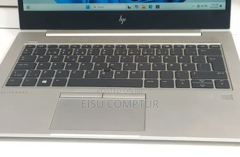 New Laptop HP EliteBook 830 G5 8GB Intel Core i7 SSD 512GB