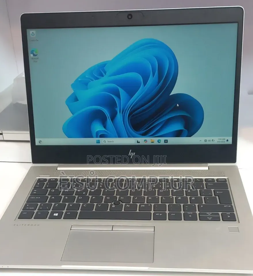 New Laptop HP EliteBook 830 G5 8GB Intel Core i7 SSD 512GB