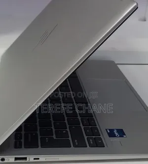 New Laptop HP EliteBook 830 G9 16GB Intel Core i5 SSD 512GB