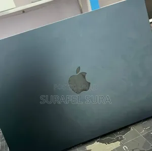 New Laptop Apple MacBook Air 2022 M2 16GB Apple M2 SSD 512GB