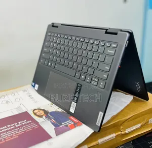 New Laptop Lenovo Yoga 7i 16GB Intel Core Ultra 7 SSD 1T