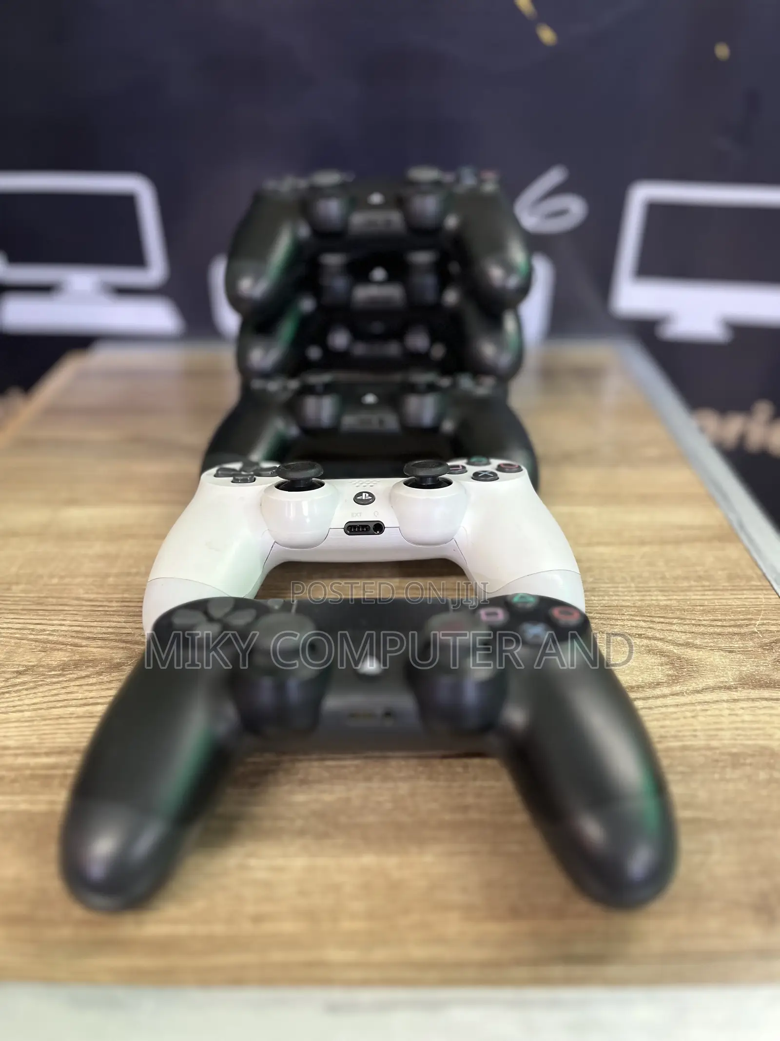 PS4 Original Controller | Playstation 4 Joystick | ፕሌይስቴሽን 4 ጆይስቲክ