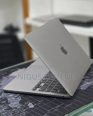 New Laptop Apple MacBook Pro 2020 16GB Apple M1 Pro SSD 512GB