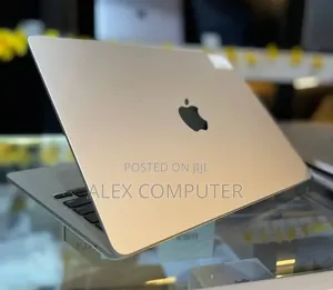 New Laptop Apple MacBook Air 2025 M4 16GB Apple M4 SSD 512GB