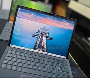 New Laptop Dell Latitude 7350 16GB Intel Core Ultra 5 SSD 512GB