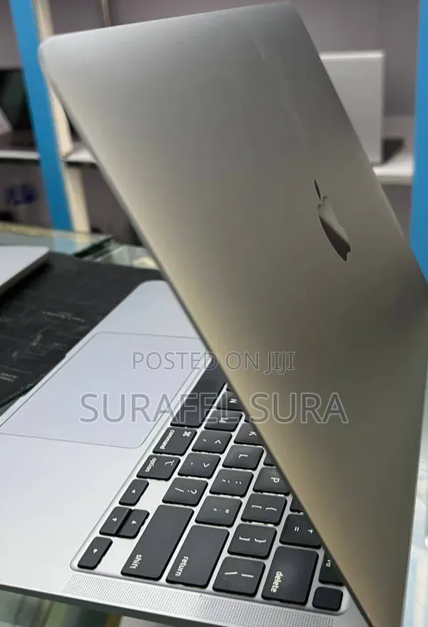 New Laptop Apple MacBook Air 2020 M1 16GB Apple M1 SSD 256GB