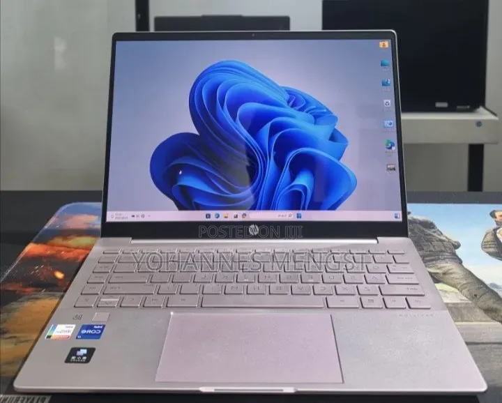 New Laptop HP Pavilion 14 16GB Intel Core i7 SSD 512GB