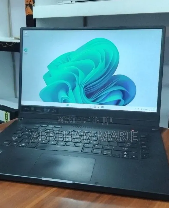 New Laptop Asus ROG Strix G15 16GB AMD Ryzen 7 SSD 512GB
